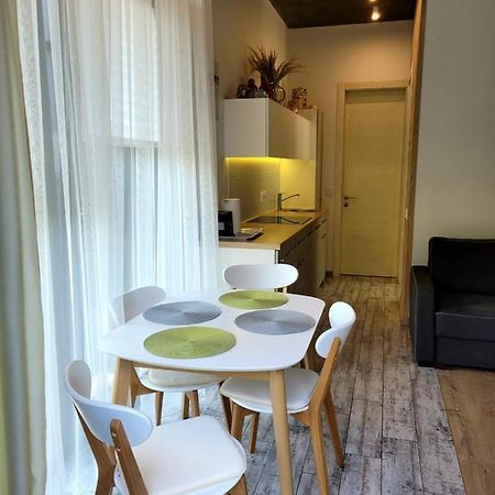 Su Terasa Jaukus Apartamentas, Tik Vienas 帕兰加 外观 照片